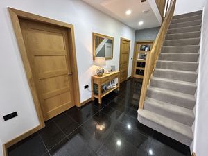 Photo 15- click for photo gallery